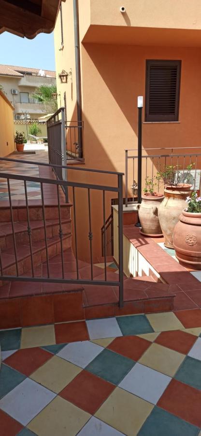 Casa Montalbano Apartman Porto Empedocle Kültér fotó
