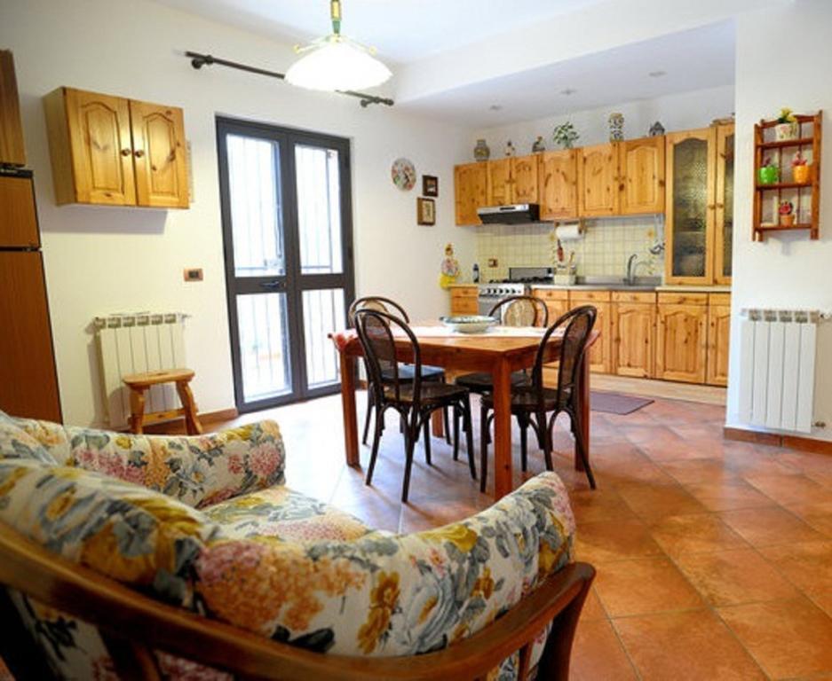 Casa Montalbano Apartman Porto Empedocle Szoba fotó